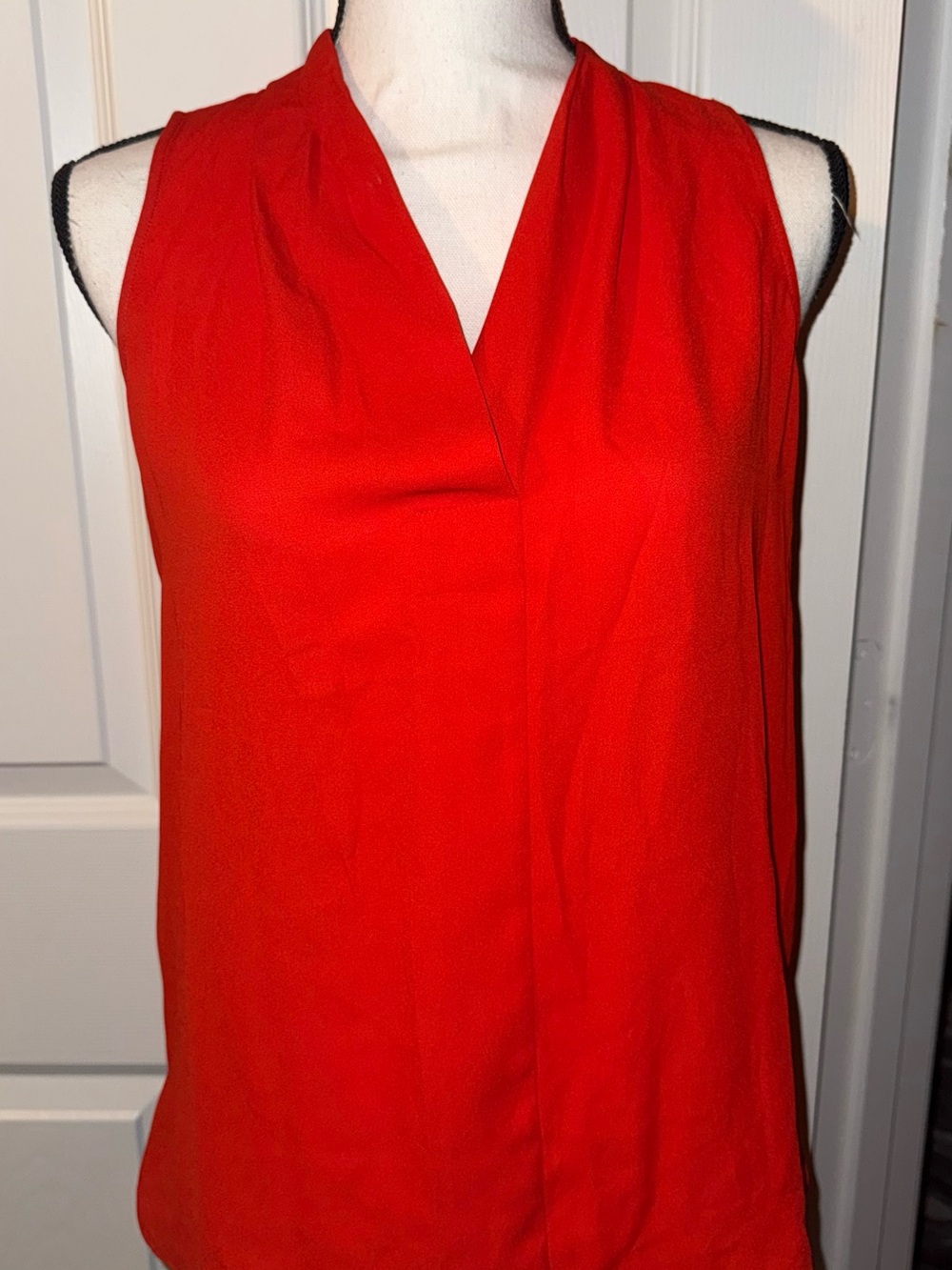 Vince Camuto Bright Red V-Neck Sleeveless